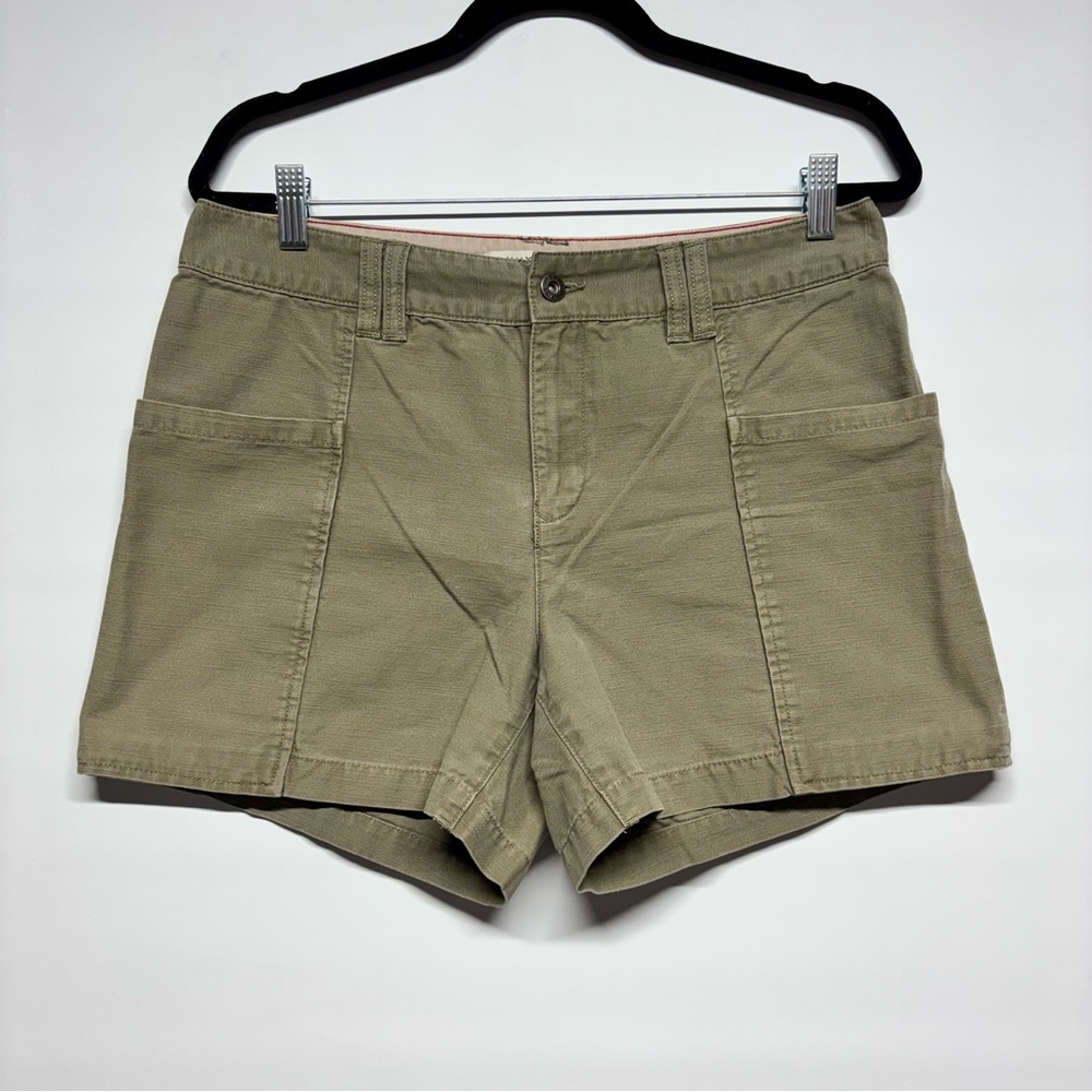 ✨Tommy Hilfiger Women’s Khaki Cargo Shorts Size 10